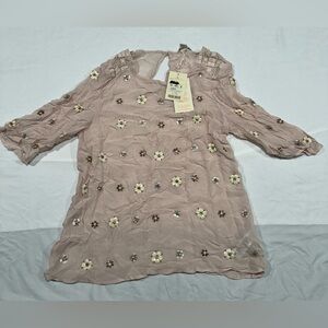 Women’s Beaded Dress Shirt Top-NWT